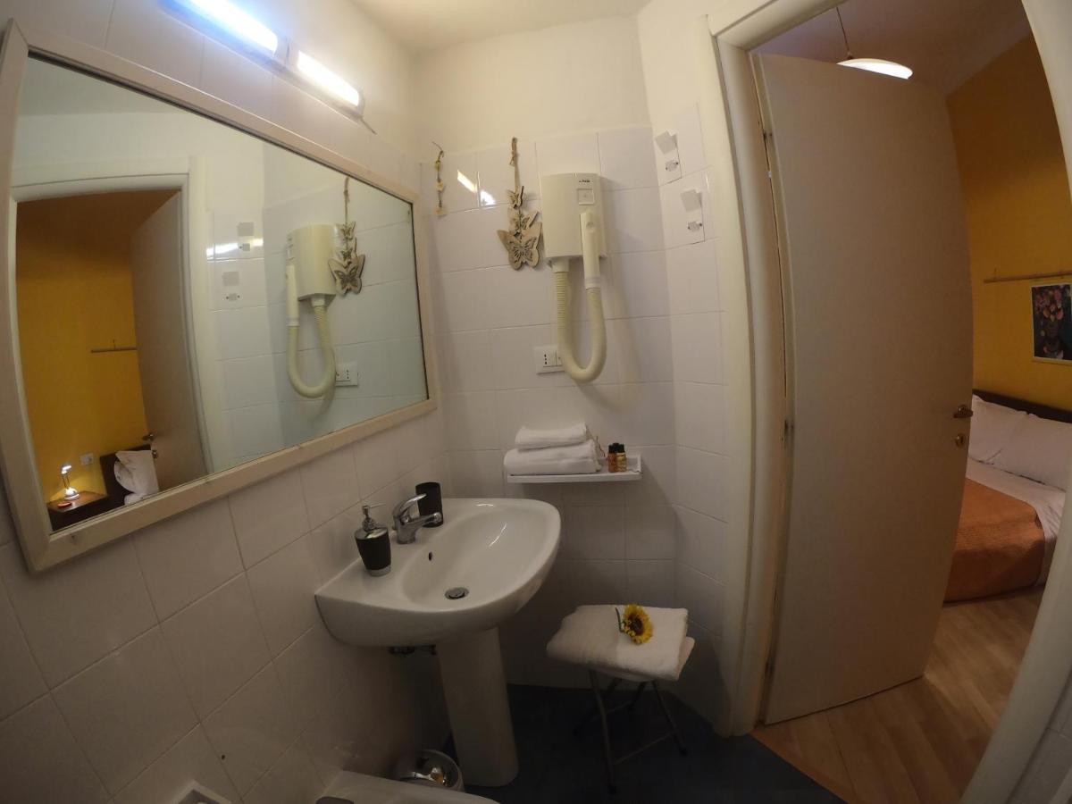 Valerie Hotel La Spezia Eksteriør billede